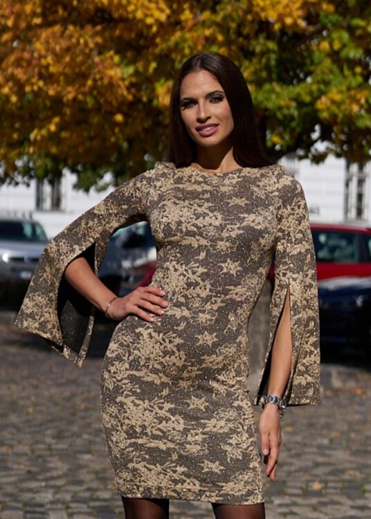 Hasított harangujjú lurex miniruha