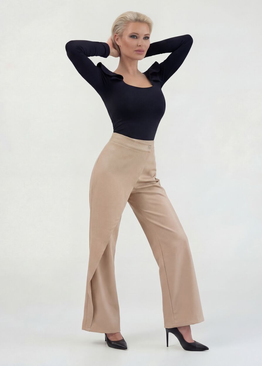 Átlapolt díszítésű nadrág