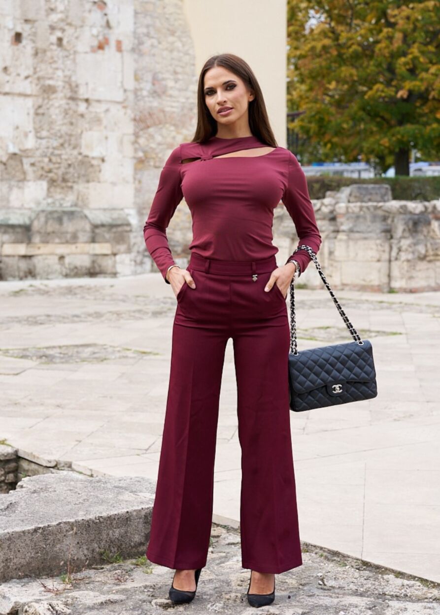 Élhajtott hátul cipzáros trapéznadrág