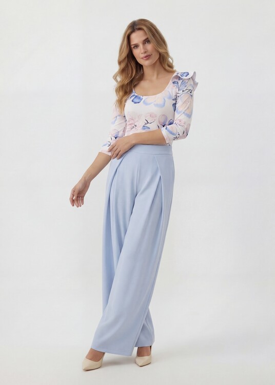 Fodros vállú magnólia virágos dekoltált body